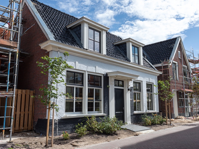 Professioneel geplaatste dakkapel door Dakdekker Het Dakje - moderne platte dakkapel met optimale isolatie en waterdichte afwerking in Limburg